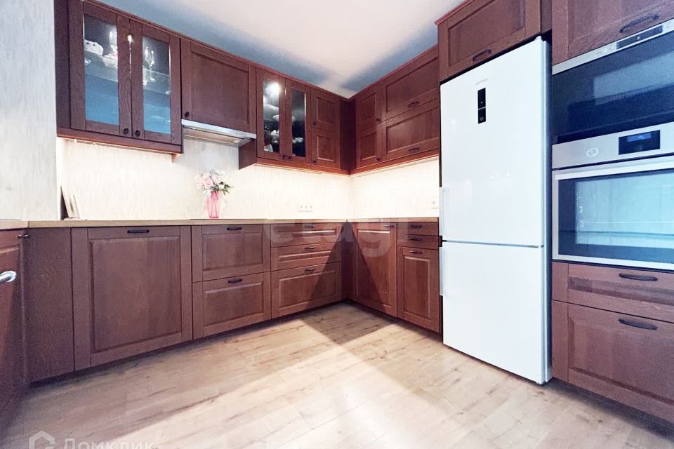 Продаётся 3-комнатная квартира, 81.6 м²