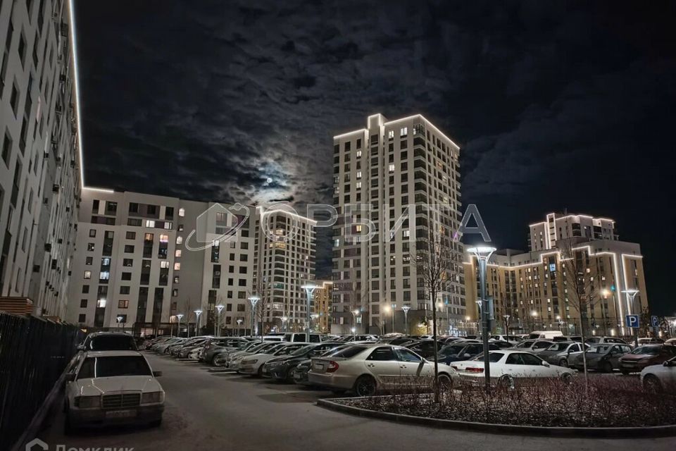 Продаётся 2-комнатная квартира, 66.7 м²