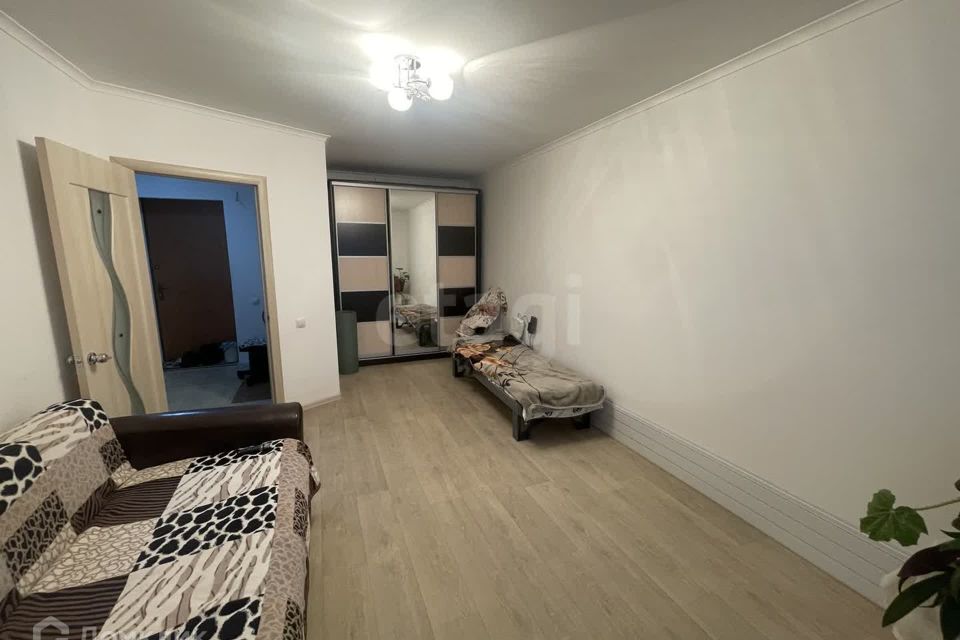Продаётся 1-комнатная квартира, 38.4 м²