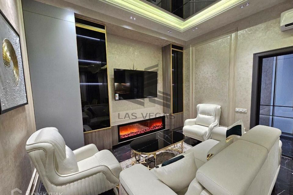 Сдаётся 3-комнатная квартира, 115 м²