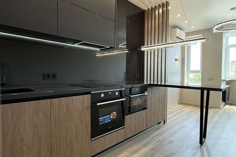 Продаётся 1-комнатная квартира, 53 м²