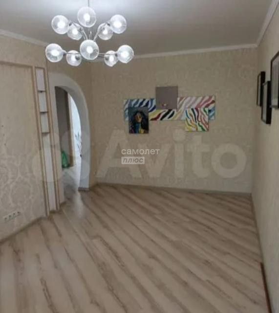 Продаётся 3-комнатная квартира, 61.9 м²