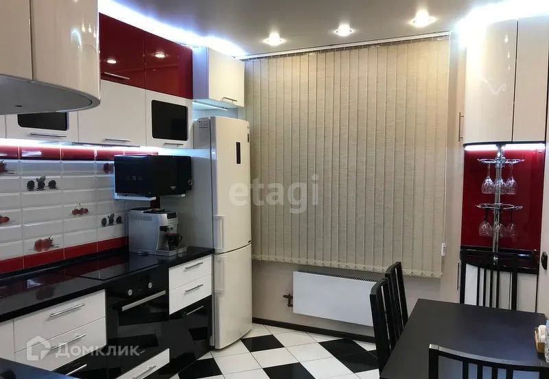 Продаётся 3-комнатная квартира, 99.2 м²