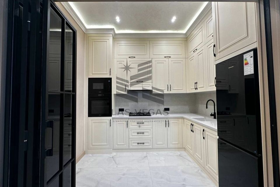 Сдаётся 2-комнатная квартира, 69 м²