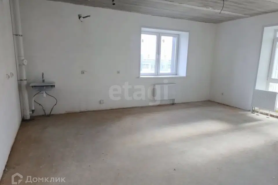 Продаётся 2-комнатная квартира, 57 м²