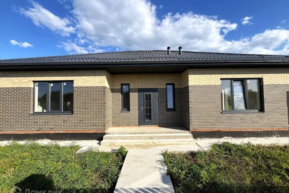 Продаётся 1-этажный дом, 135 м²