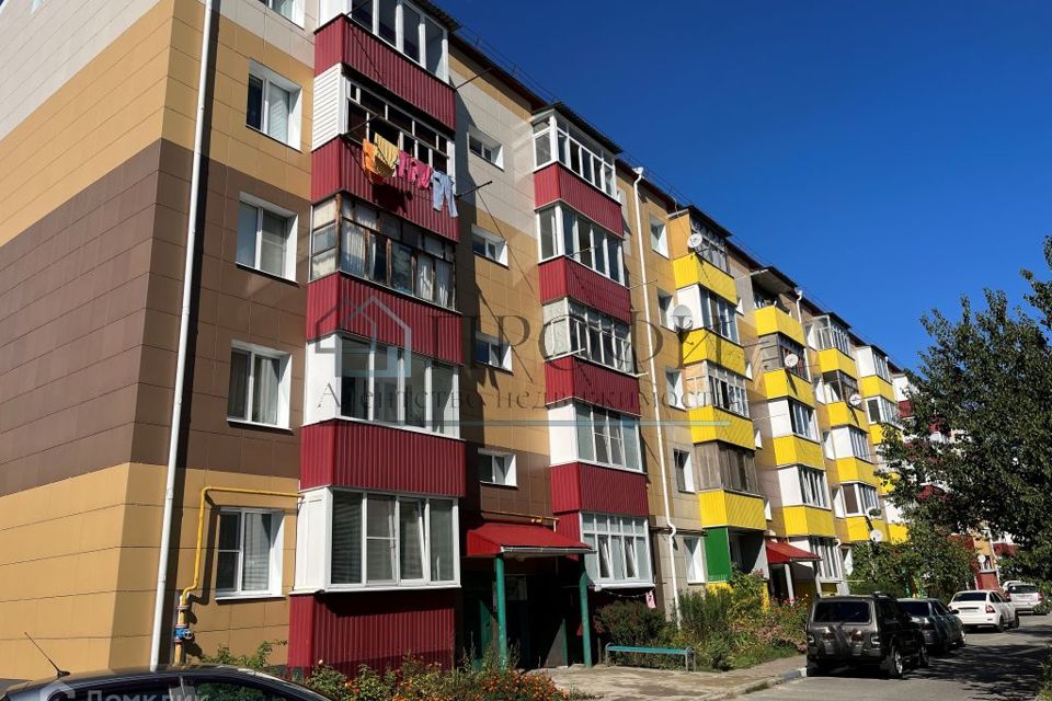 Продаётся 4-комнатная квартира, 87.7 м²