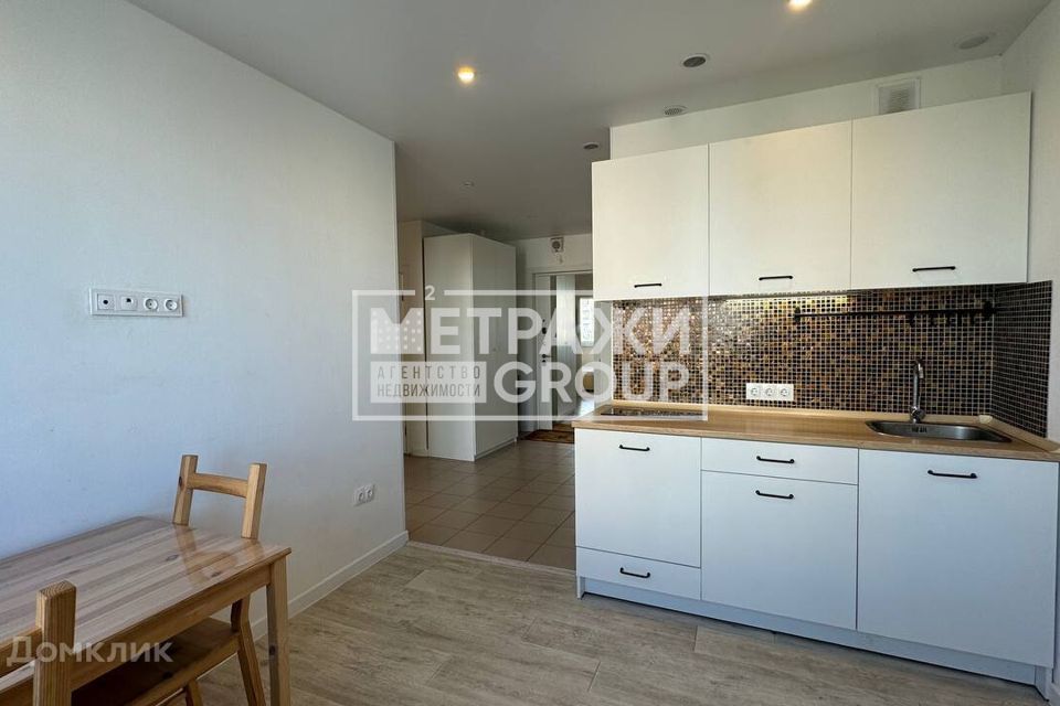 Продаётся 1-комнатная квартира, 38 м²