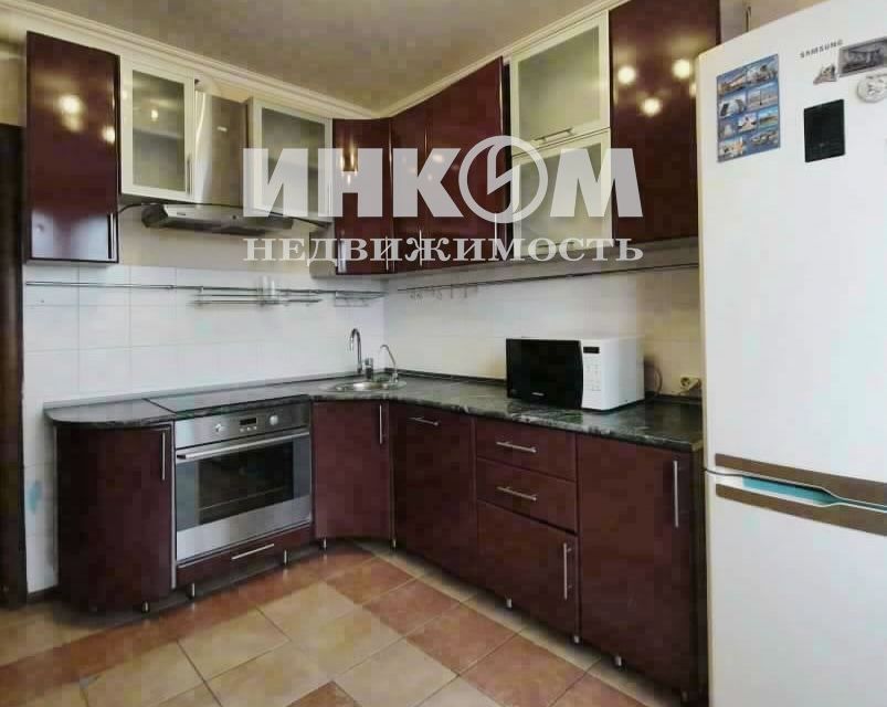 Сдаётся 2-комнатная квартира, 56 м²