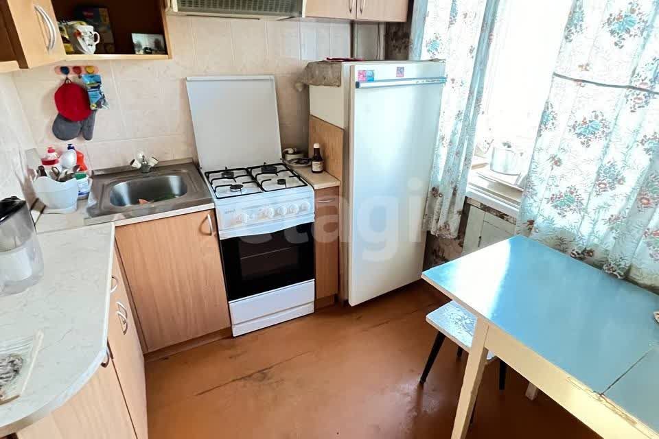 Продаётся 3-комнатная квартира, 61.6 м²