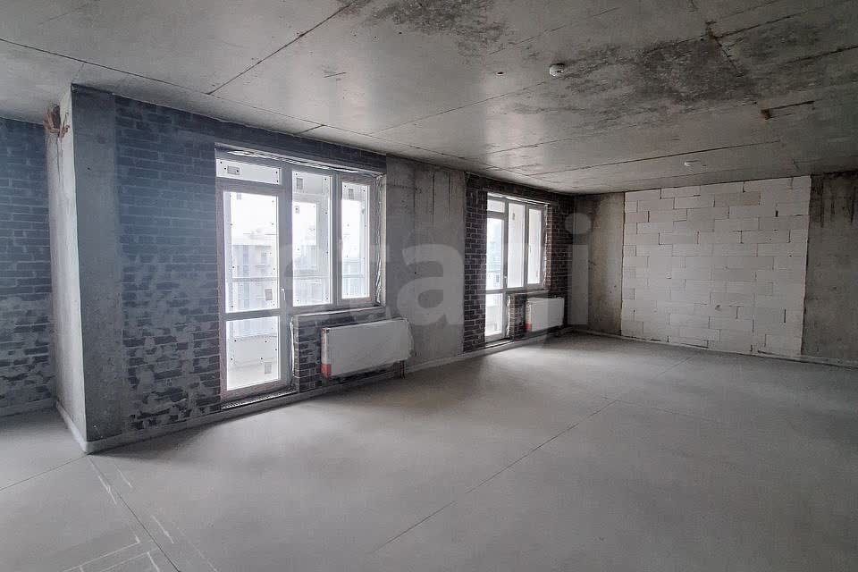 Продаётся 3-комнатная квартира, 110 м²