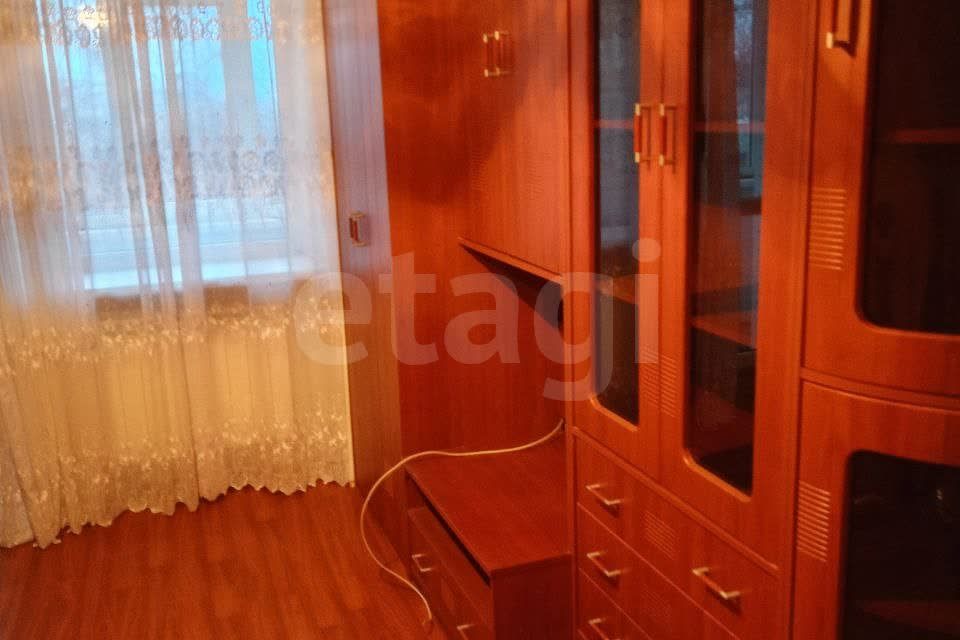 Продаётся 3-комнатная квартира, 50.2 м²