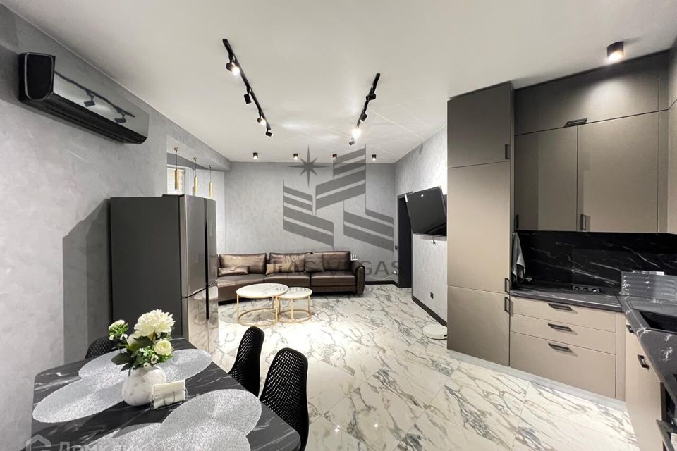 Сдаётся 3-комнатная квартира, 109 м²