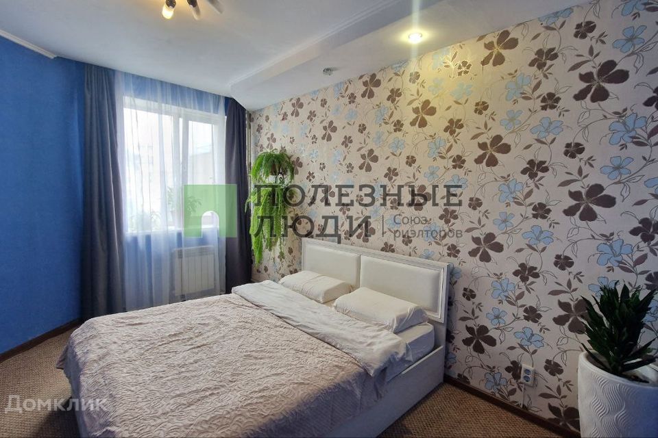 Сдаётся 2-комнатная квартира, 62 м²