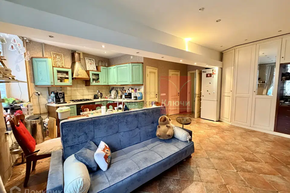 Продаётся 4-комнатная квартира, 97.2 м²