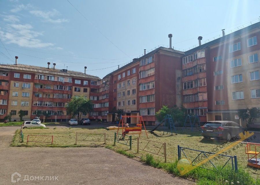Продаётся 3-комнатная квартира, 70.4 м²