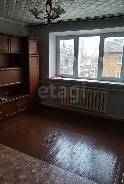 Продаётся 3-комнатная квартира, 46.6 м²