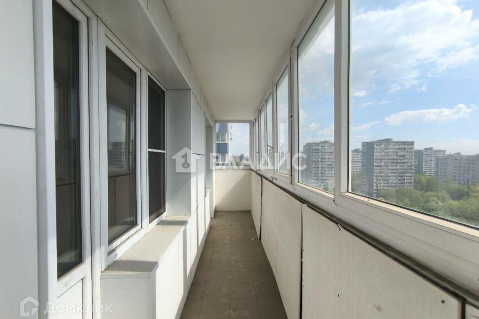Продаётся 3-комнатная квартира, 70.2 м²