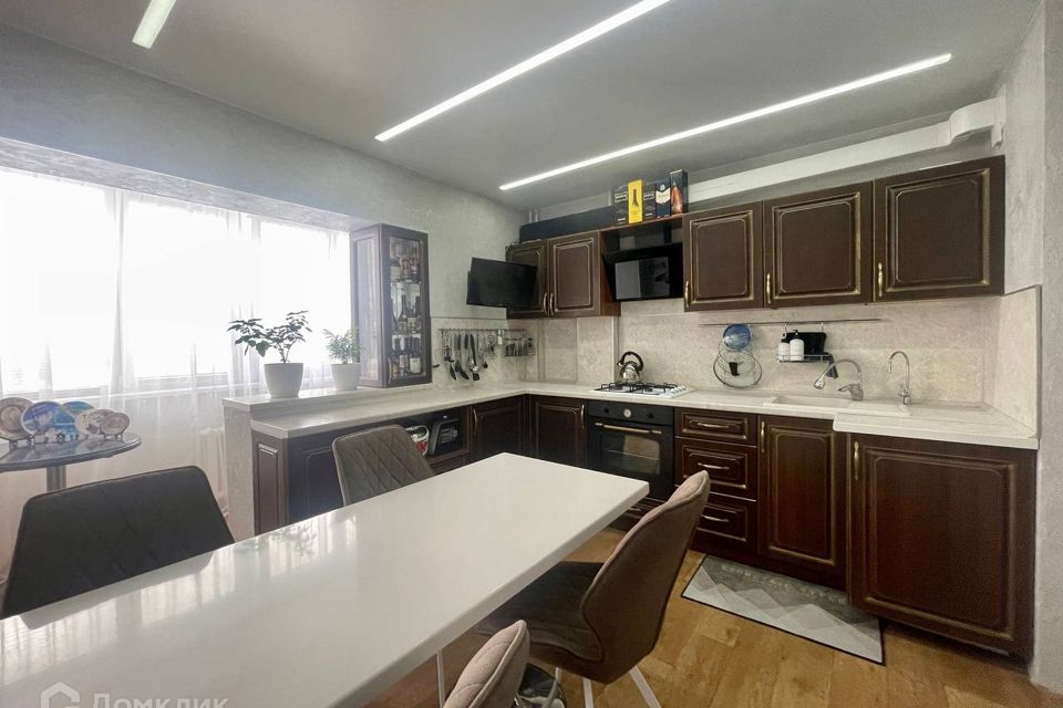 Продаётся 2-комнатная квартира, 64 м²