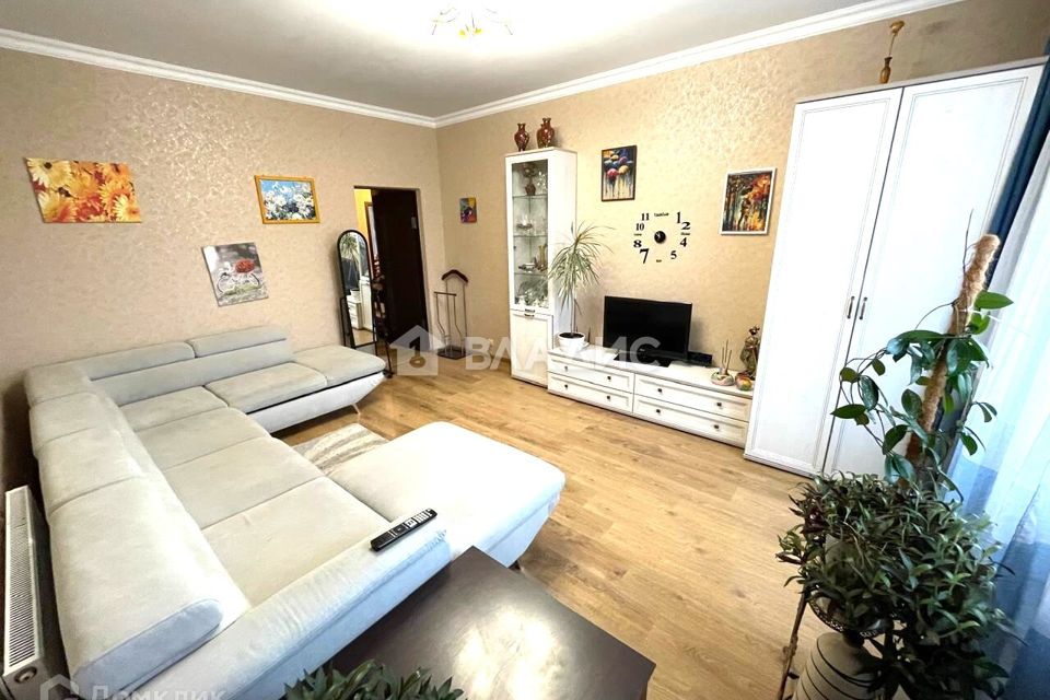 Сдаётся 2-комнатная квартира, 70.8 м²
