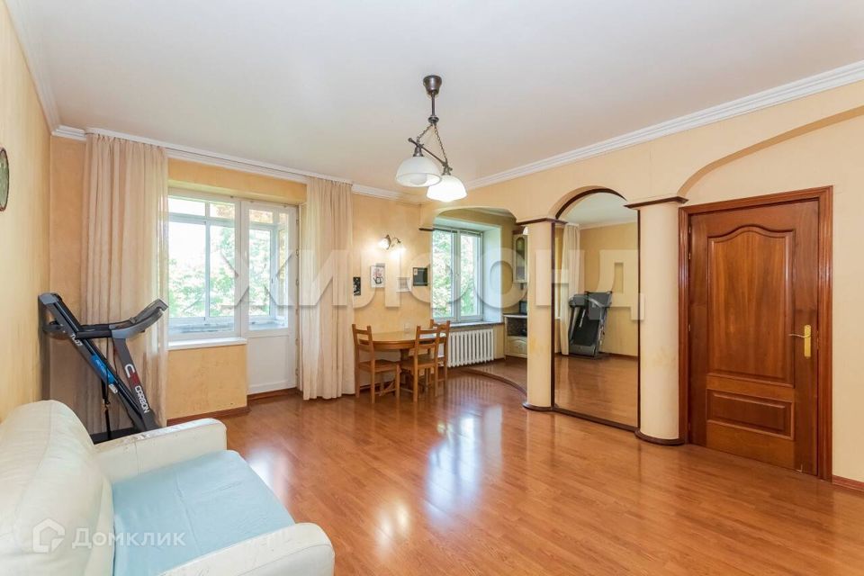 Продаётся 3-комнатная квартира, 75.2 м²
