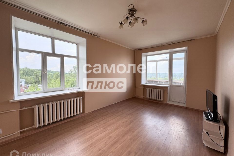 Продаётся 3-комнатная квартира, 76.2 м²