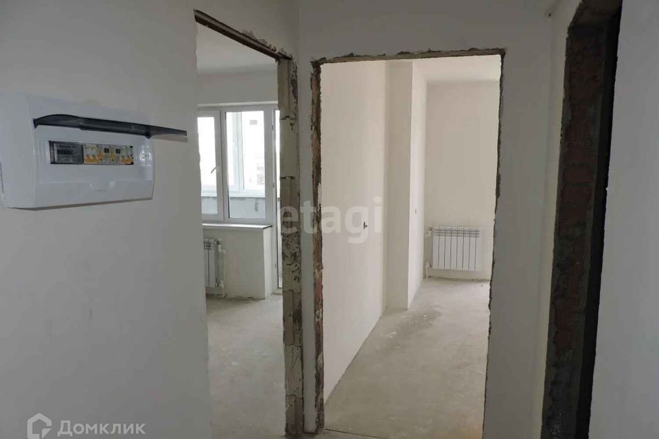 Продаётся 1-комнатная квартира, 42.3 м²