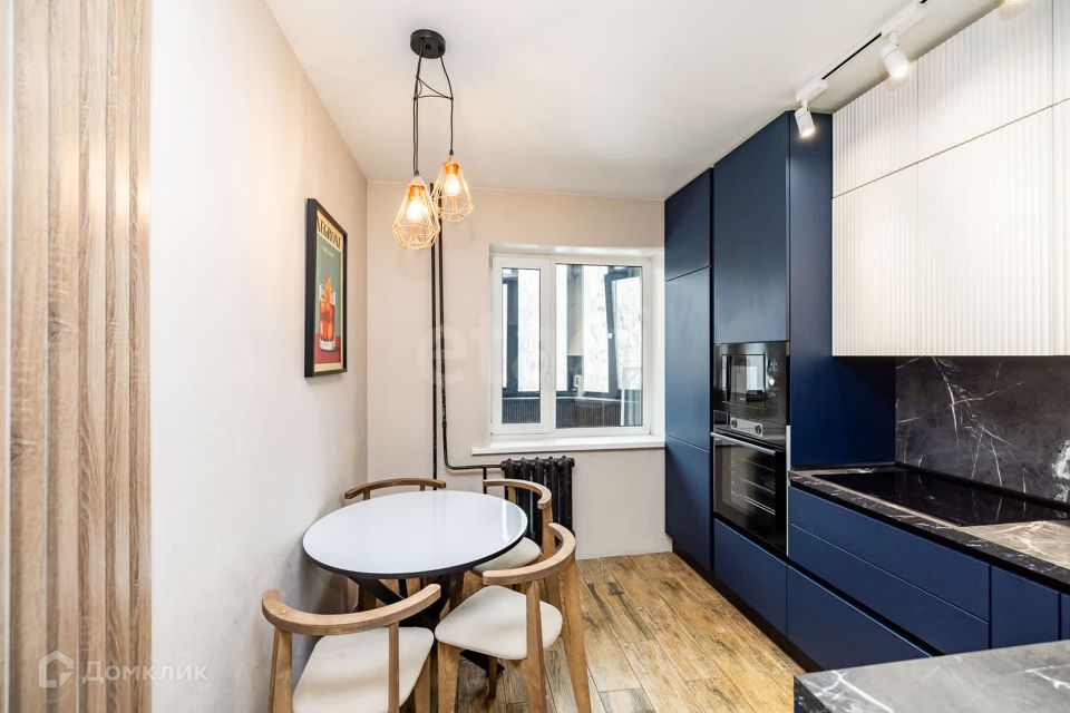 Продаётся 2-комнатная квартира, 60.2 м²
