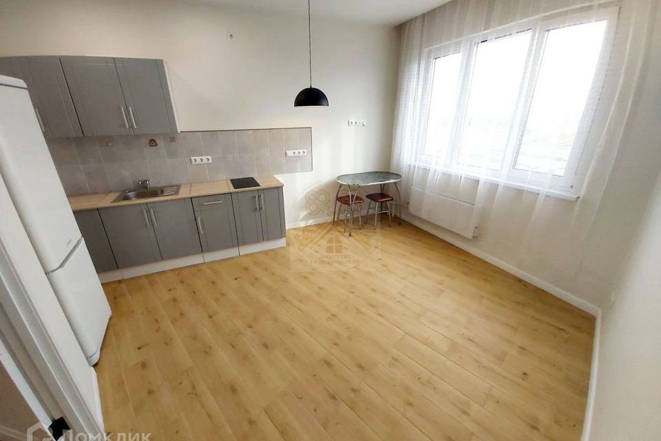 Продаётся 1-комнатная квартира, 44 м²