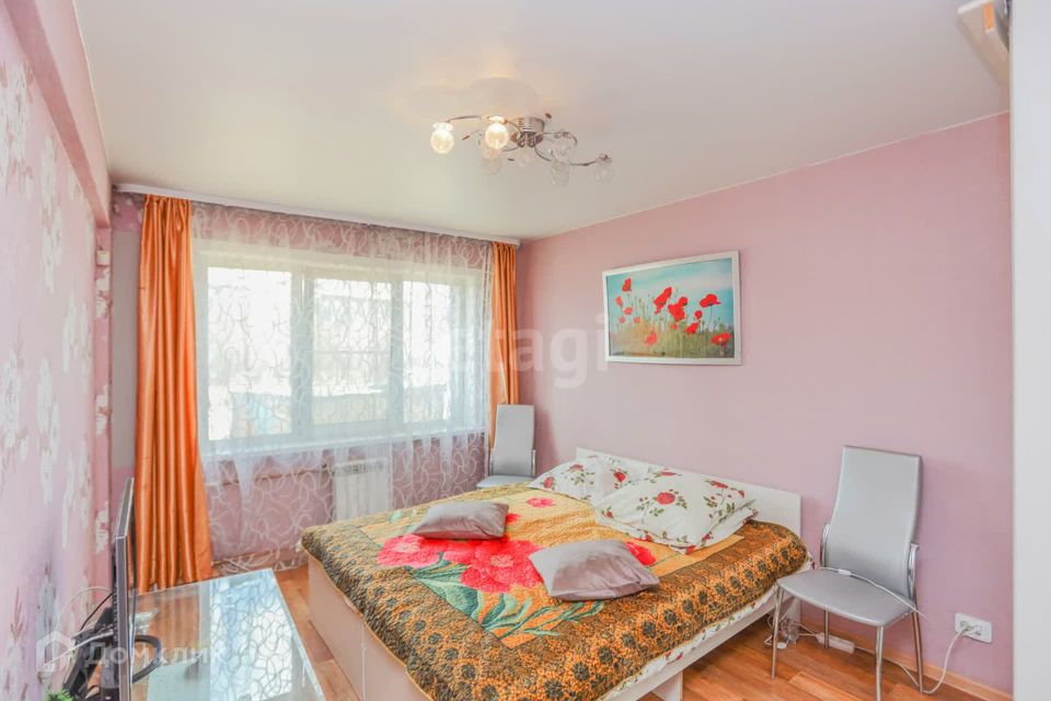 Продаётся 4-комнатная квартира, 90 м²