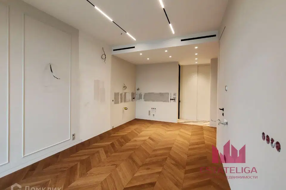 Продаётся 1-комнатная квартира, 59 м²