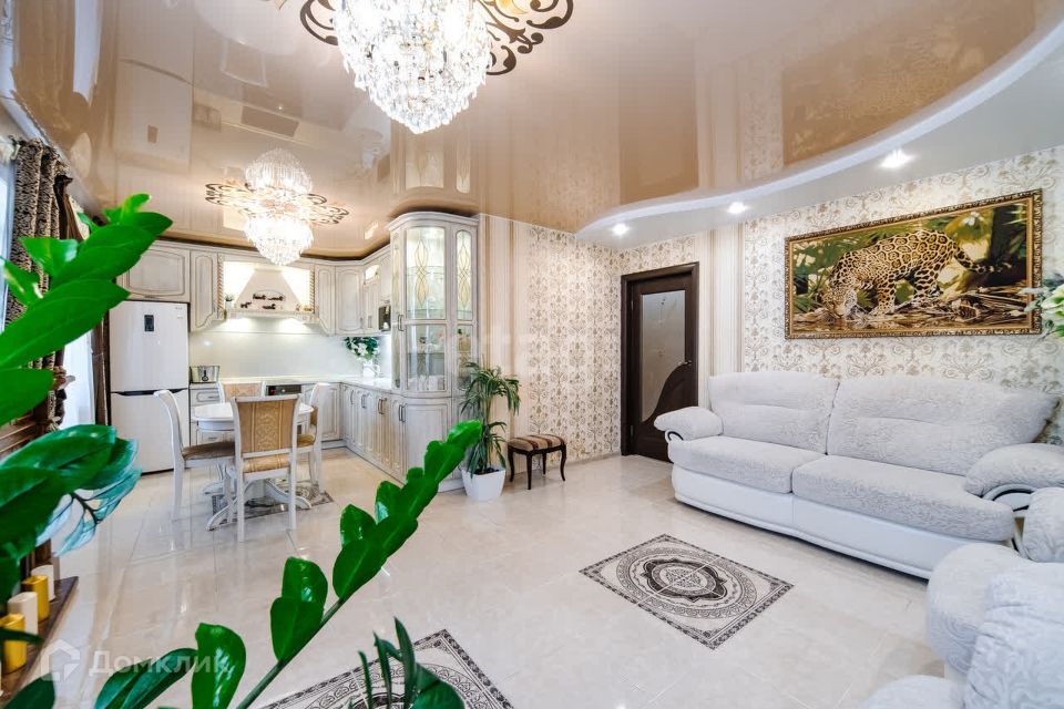 Продаётся 2-комнатная квартира, 62.4 м²