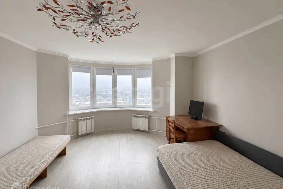 Продаётся 3-комнатная квартира, 81.6 м²