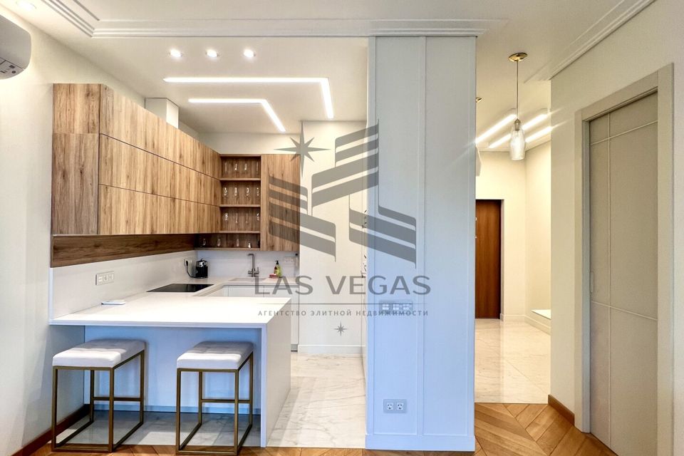 Сдаётся 2-комнатная квартира, 63 м²