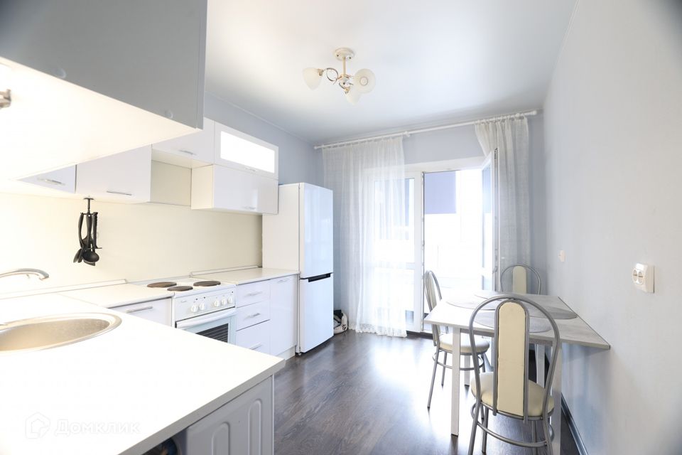Продаётся 1-комнатная квартира, 38.4 м²