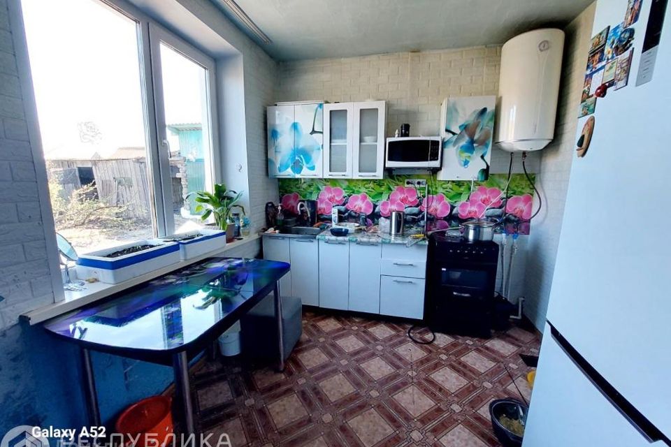 Продаётся 3-комнатная квартира, 65.4 м²