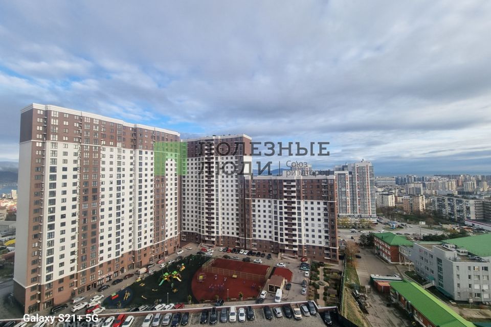 Продаётся 1-комнатная квартира, 43 м²
