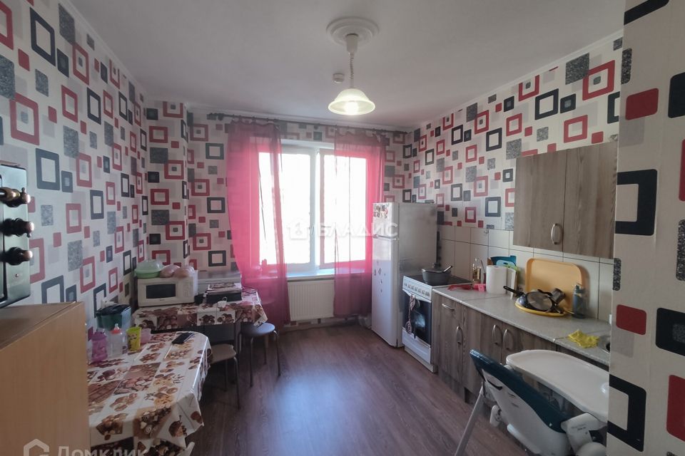 Продаётся 2-комнатная квартира, 64.4 м²