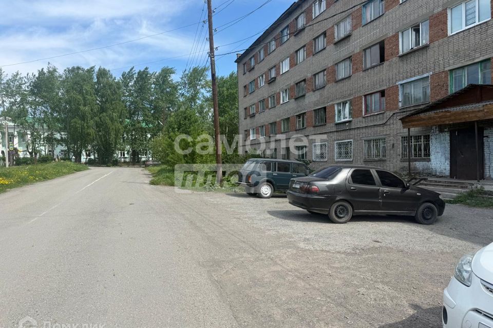 Продаётся комната в 1-комн. квартире, 13.2 м²