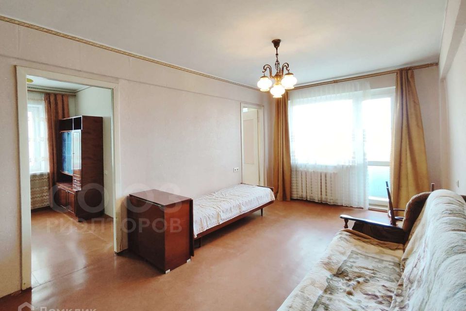 Продаётся 3-комнатная квартира, 48.6 м²