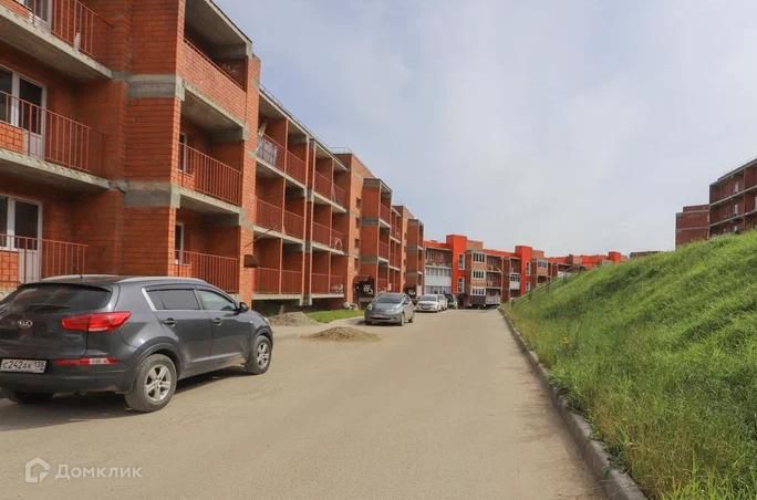 Продаётся 3-комнатная квартира, 69.7 м²