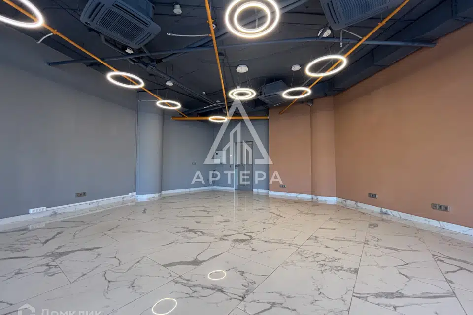 Сдаётся офис, 65 м²