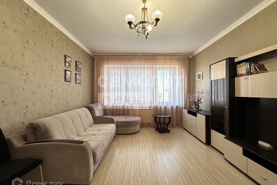 Продаётся 1-комнатная квартира, 41.7 м²