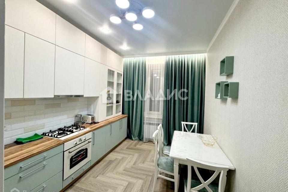 Сдаётся 2-комнатная квартира, 55.5 м²