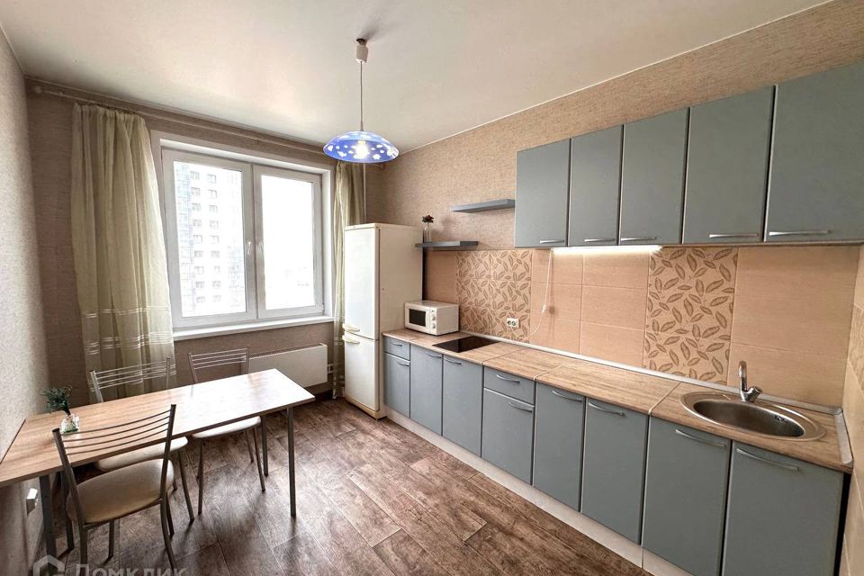 Продаётся 1-комнатная квартира, 35.2 м²