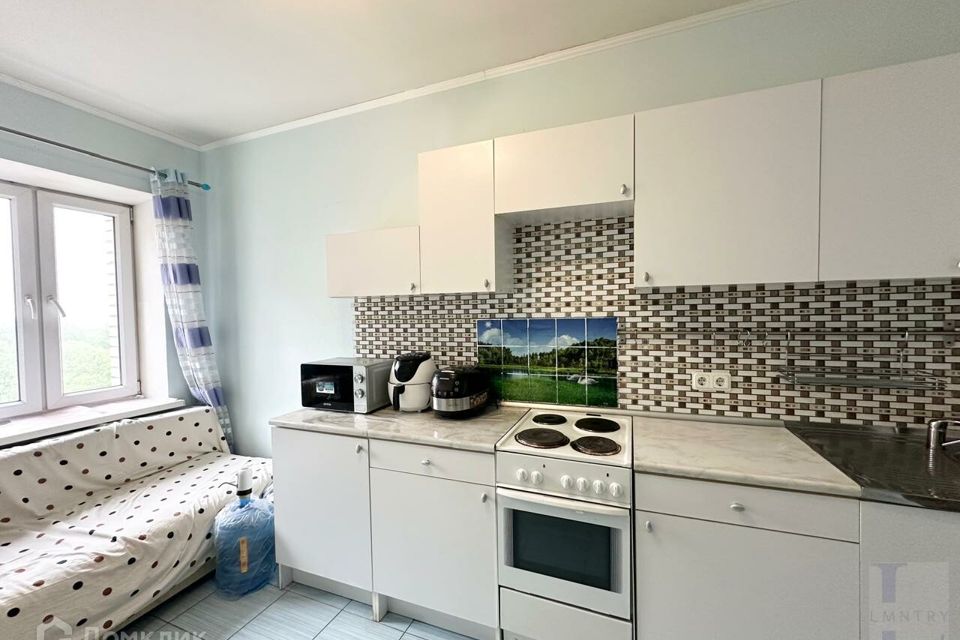 Продаётся 1-комнатная квартира, 37.6 м²