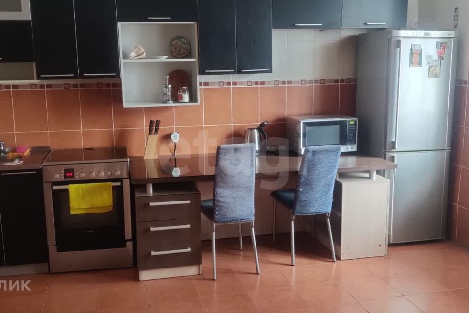 Продаётся 1-комнатная квартира, 51.6 м²