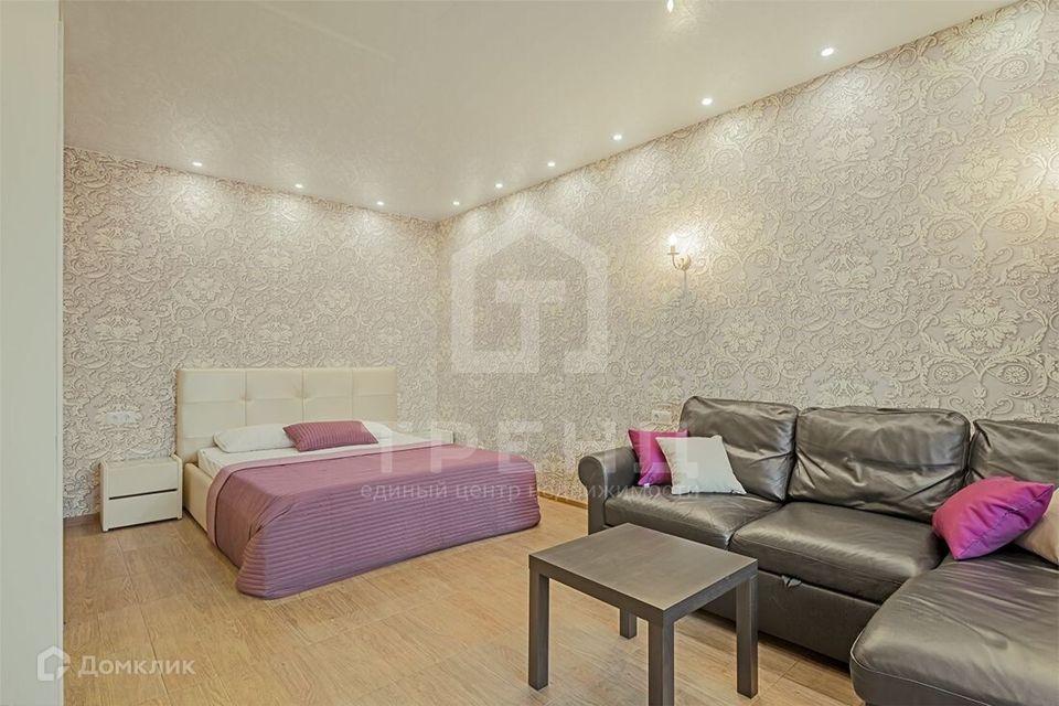 Продаётся 1-комнатная квартира, 37.4 м²