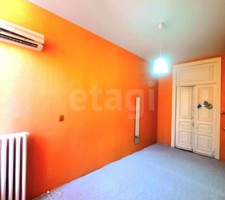 Продаётся комната в 1-комн. квартире, 16.2 м²