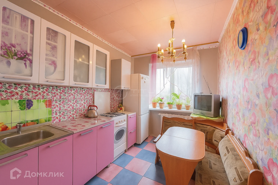 Продаётся 3-комнатная квартира, 64.4 м²